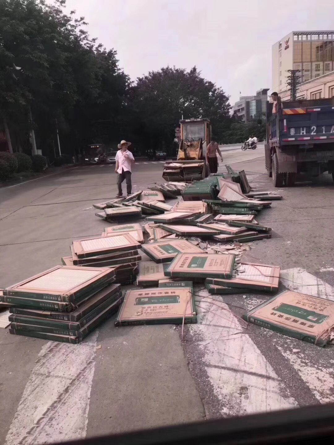 為什么收貨時(shí)出現(xiàn)少貨或者破損？